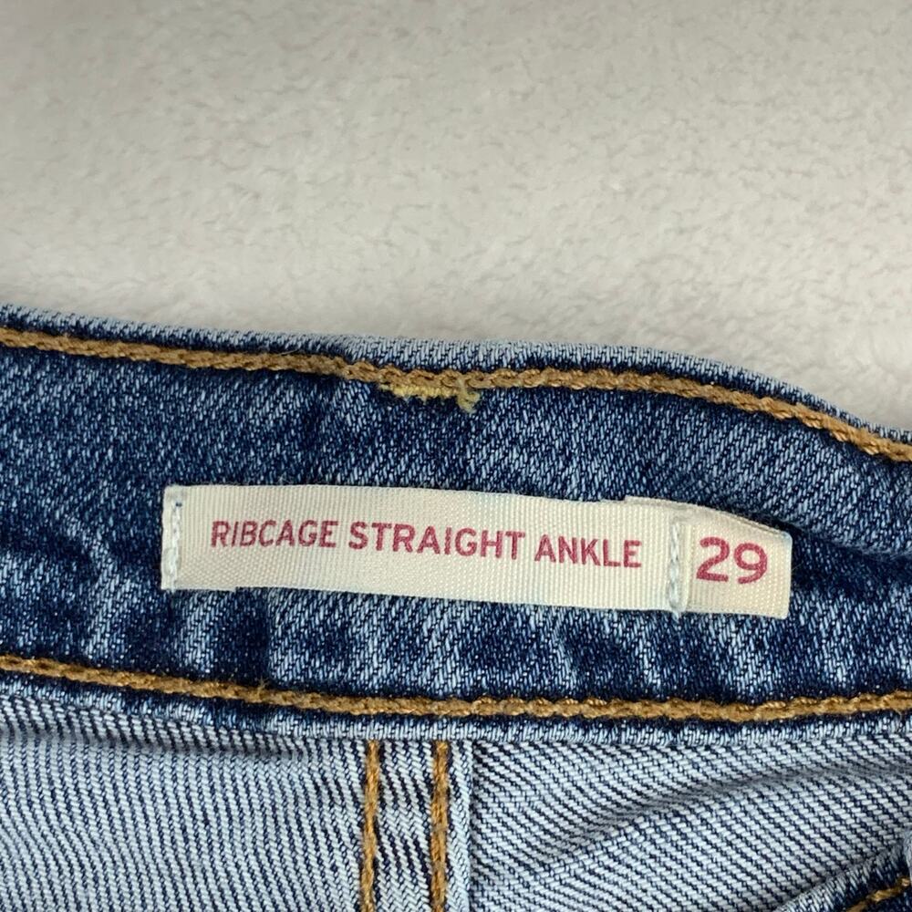 Levis Womens Jeans 29 Ribcage Straight Ankle Medium Wash Button Fly 29x25 EUC - Picture 3 of 11
